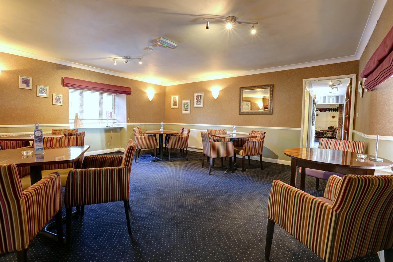 Manor Court Hotel Carnaby ภายนอก รูปภาพ
