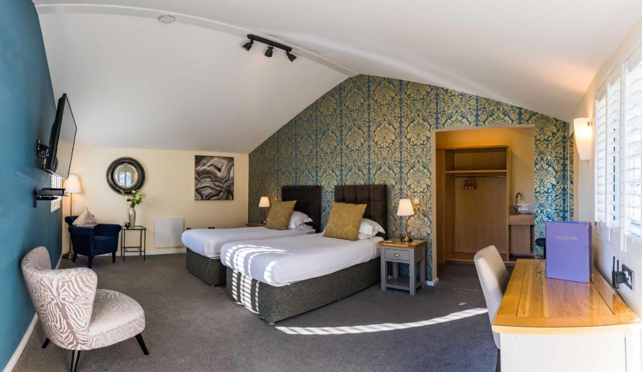 Manor Court Hotel Carnaby ภายนอก รูปภาพ